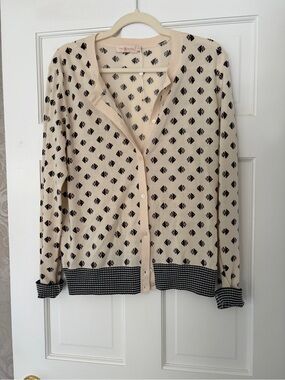 Tory Burch Cream and Black Logo Print Sweater king fish xl